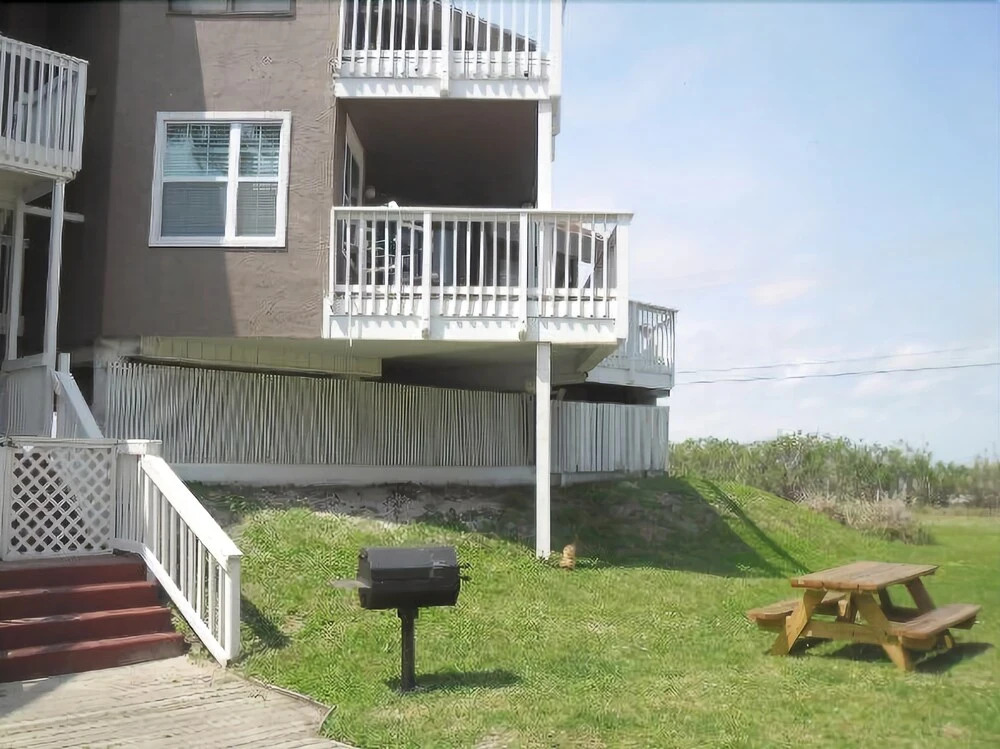 Coastal Retreat - 2 Br condo