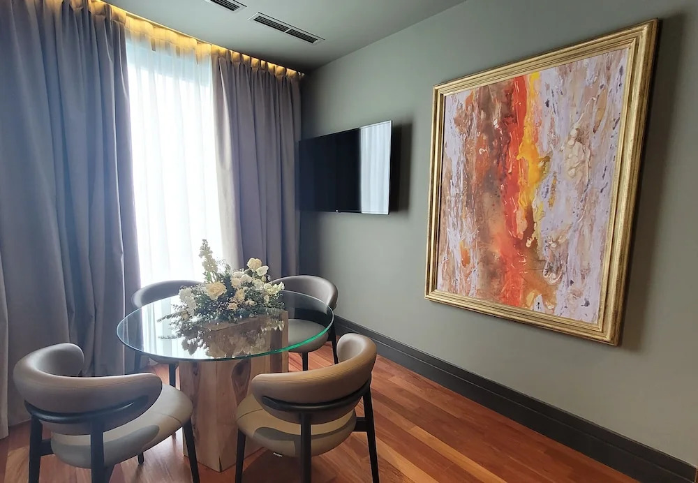 Arka Art Hotel