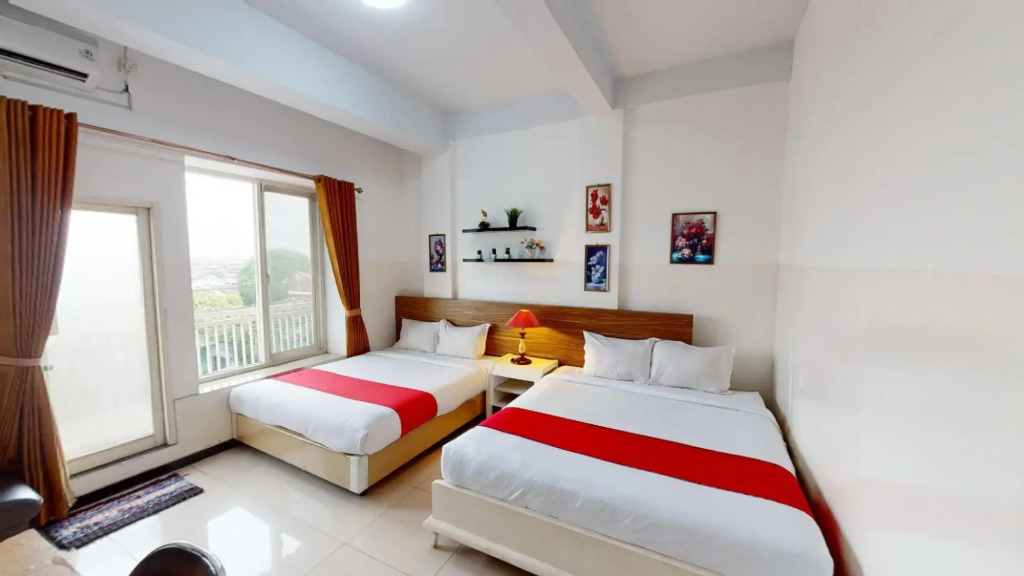 Central City Family Residence by OYO Rooms