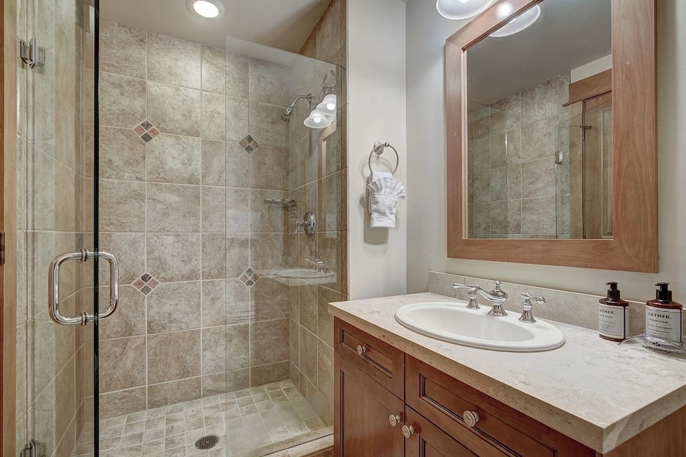 Luxurious 3 Br In River Run Village With Ski-in Out, No Cleaning Fee 3 Bedroom Condo by RedAwning