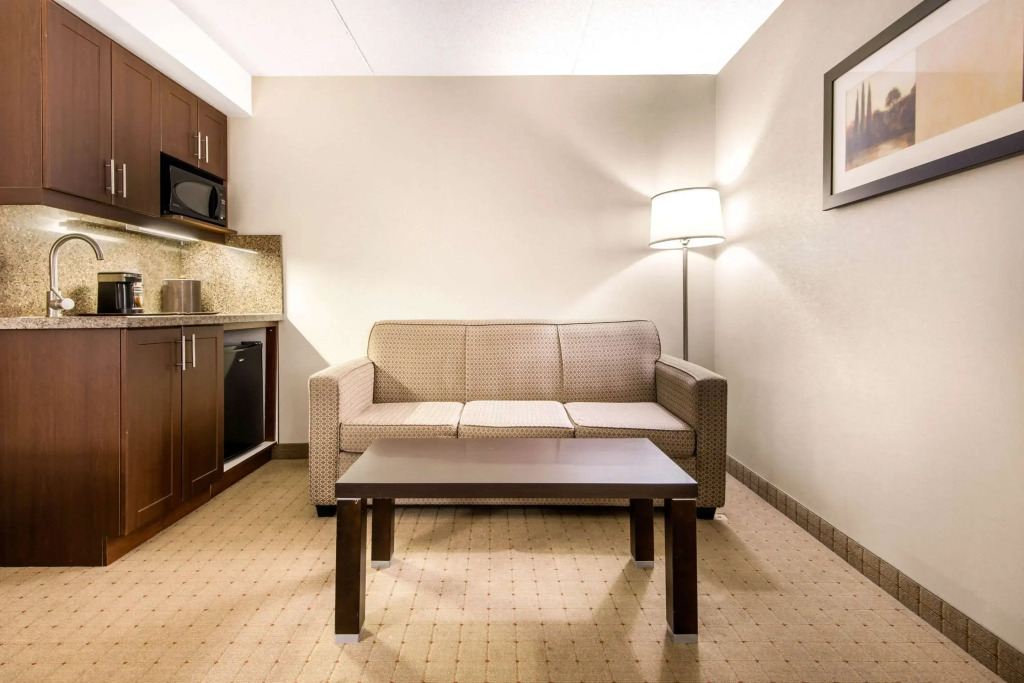 Comfort Inn Airport West