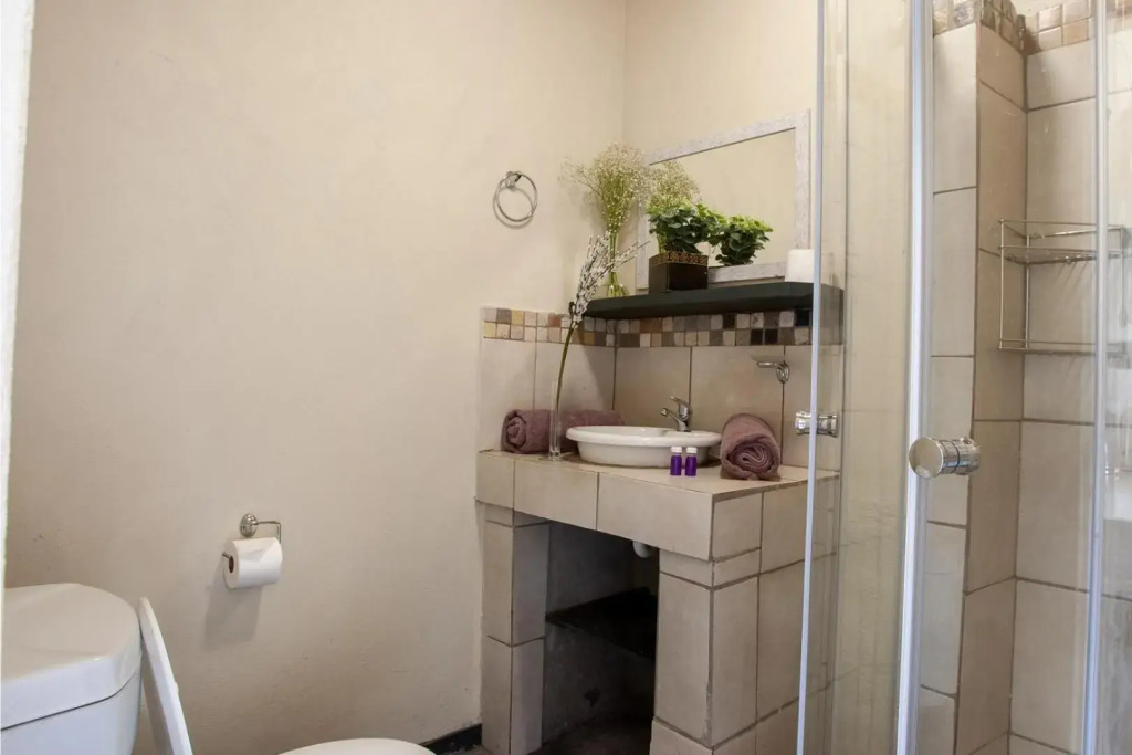 Bedrock Executive Honeymoon En-Suite
