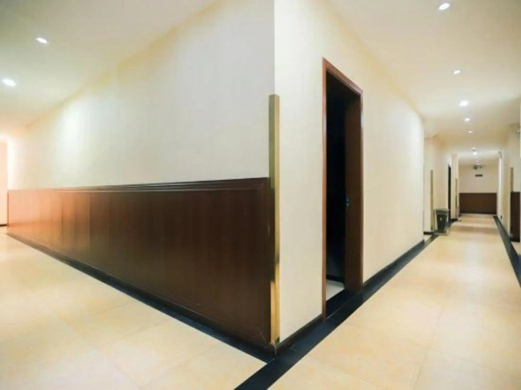 Guiyang Xinyuan Business Hotel (Huaxi Park Area)