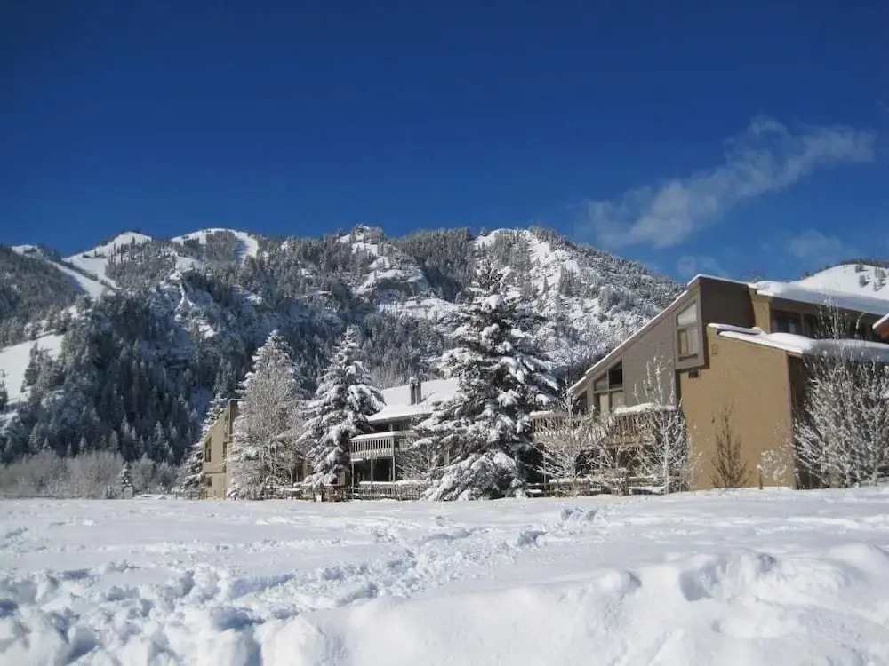 Sv139 - Walk to Lifts & Town - Hot Tub & Pool