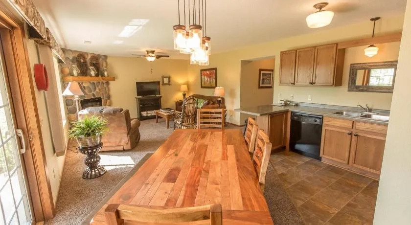 Wild Eagle Lodge