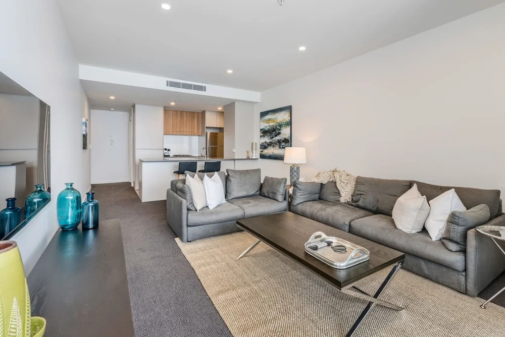 Arena, Unit A1205/75 Shortland Esplanade