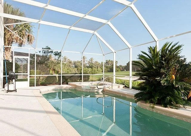 Bahama Mama 4 Br home by RedAwning