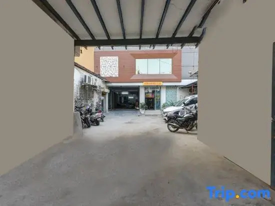 Hotel Aero Homestay