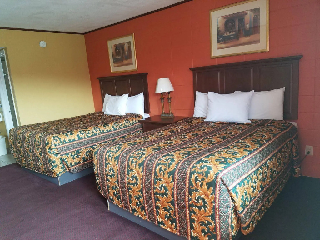 Guest House Motel