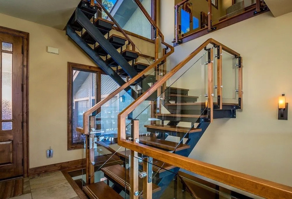 Stewart Highlands - 6 Br Home