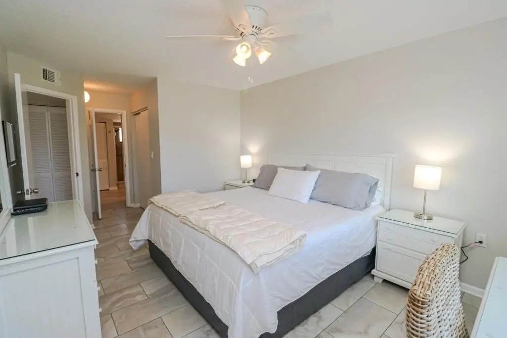 Ocean Village Club C17