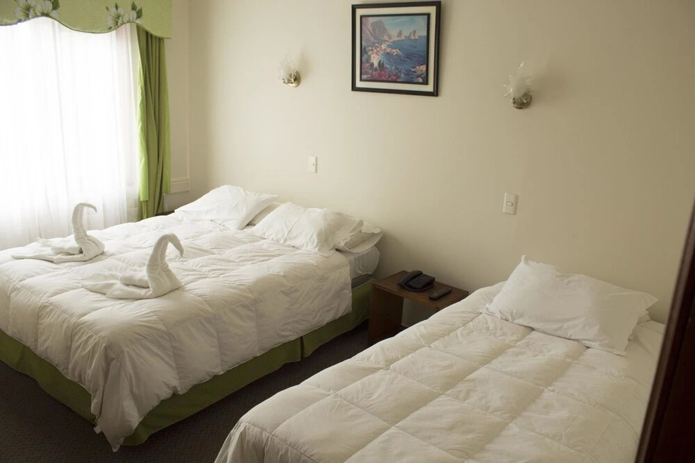 HOTEL GLACIARES