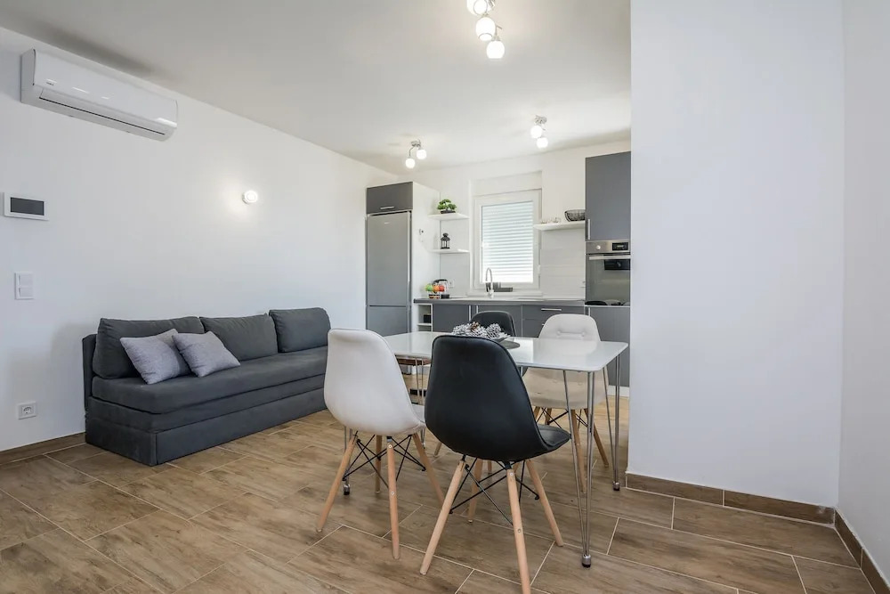 Apartments Pejakovic