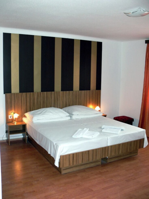 Hid Hotel