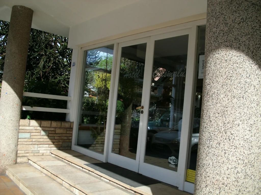 Hotel Crismalu