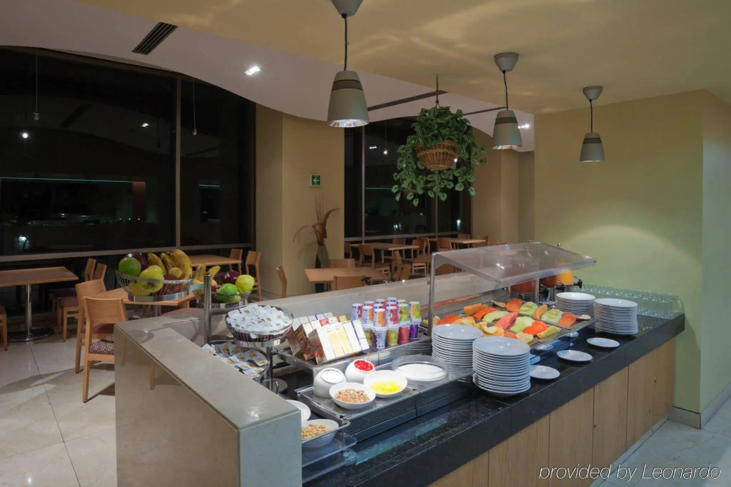 Holiday Inn Express Mexico Reforma by IHG