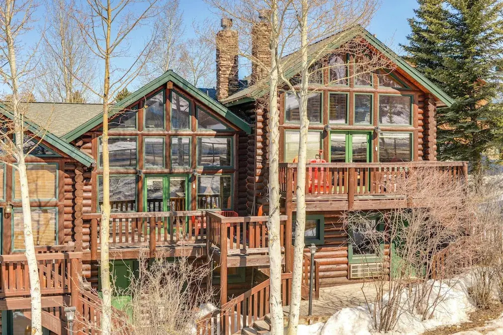 Cozy Mountain Condo Across From Snow King Ski Mtn!