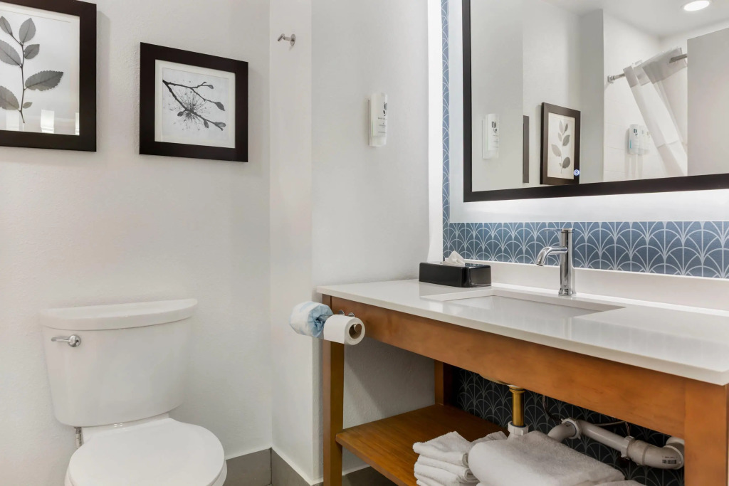 Country Inn & Suites by Radisson, Georgetown, KY