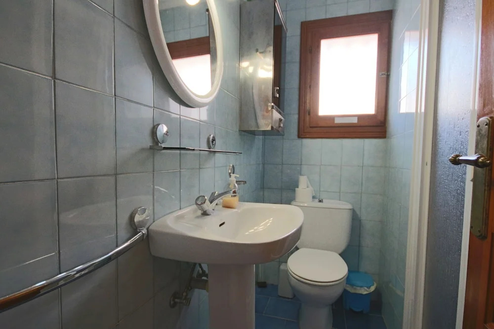 Low Price 4 Bedroom Villa With Nice View Over The Sea, Private Pool, Wifi, BBQ