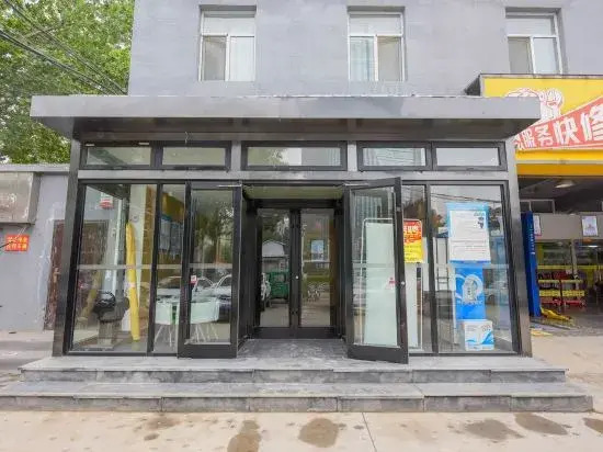 100 Inn Liangpin Hotel (Shijiazhuang Railway Station Hongqi Street)