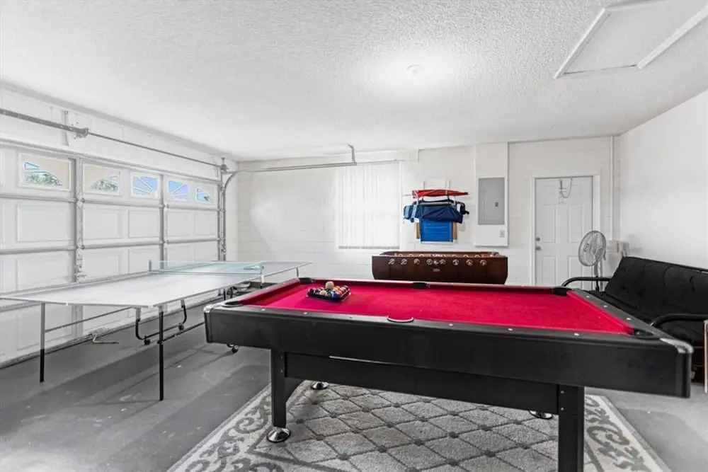 3 Bedroom Executive Pool Home and Games Room