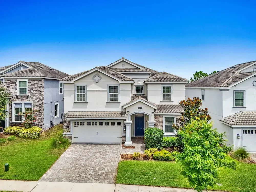 9046 Stinger Drive