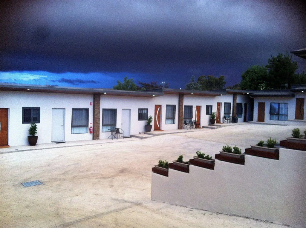 Altair Motel
