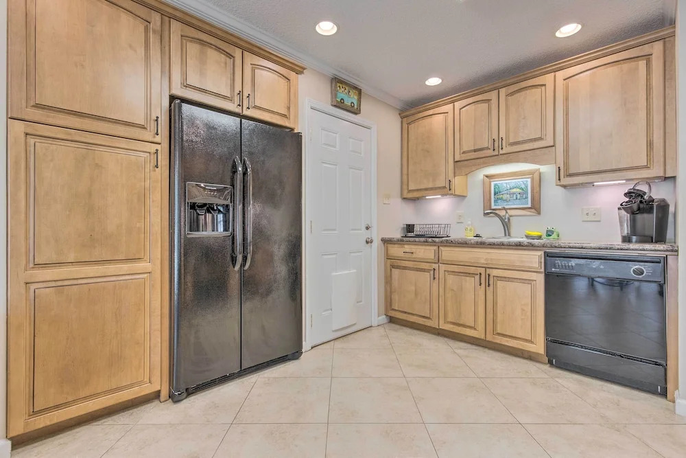 Ocean Springs Home w/ Bikes < 1 Mile to Beach!