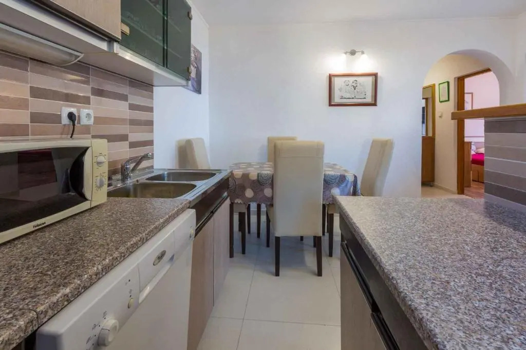 Apartment in Crikvenica 39074