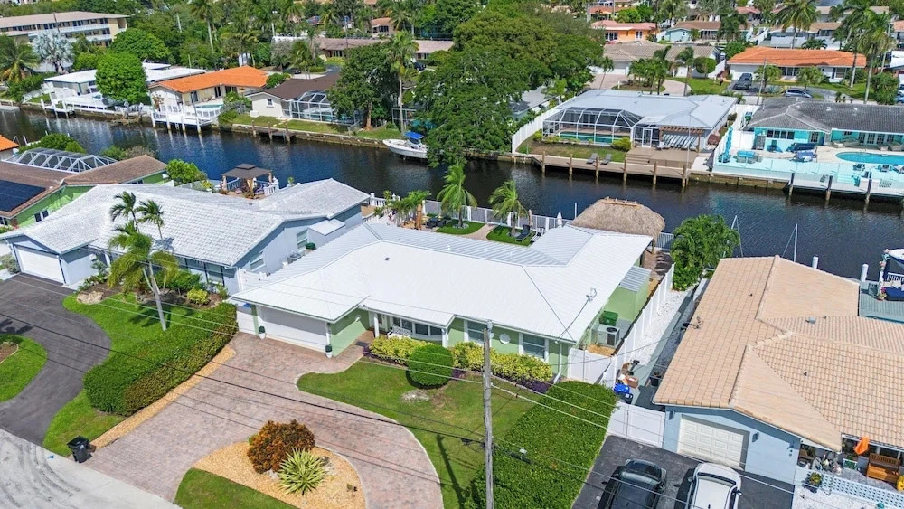 Hummingbird Harbor by Avantstay Pool + Game Room + Dock + Fire Pit + Outdoor Lounge Near Beach + Las Olas