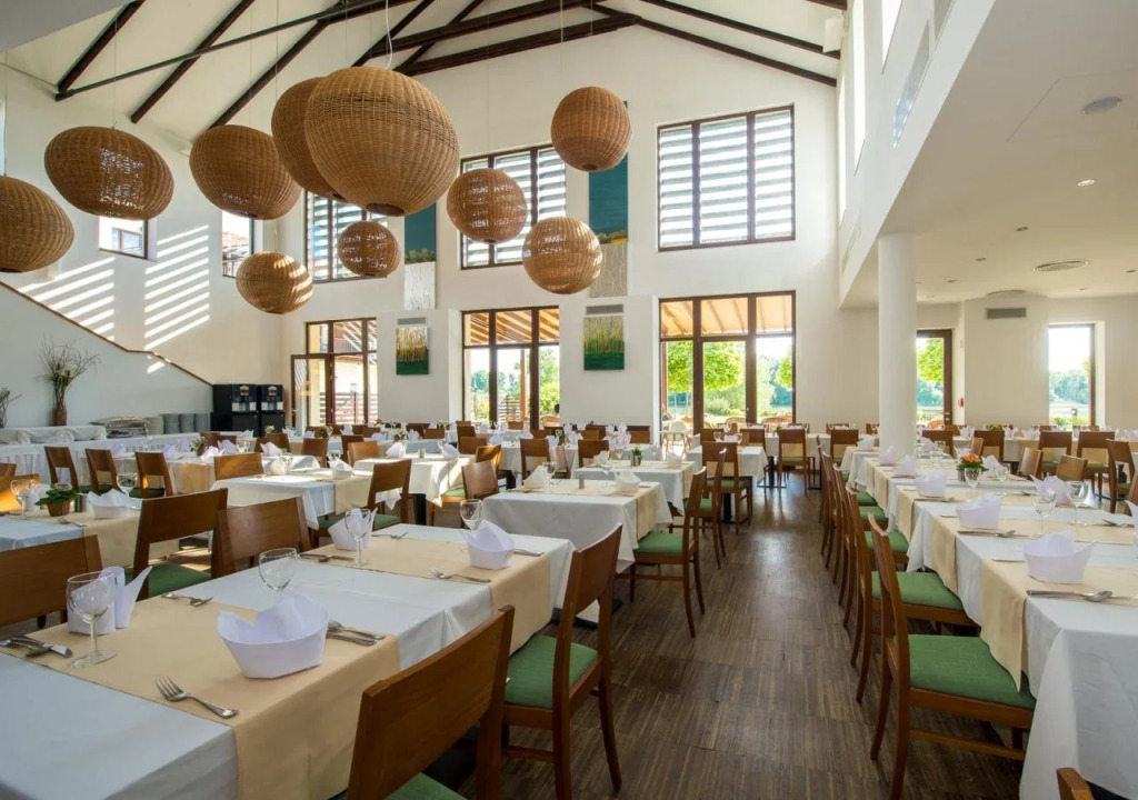 Tisza Balneum Hotel