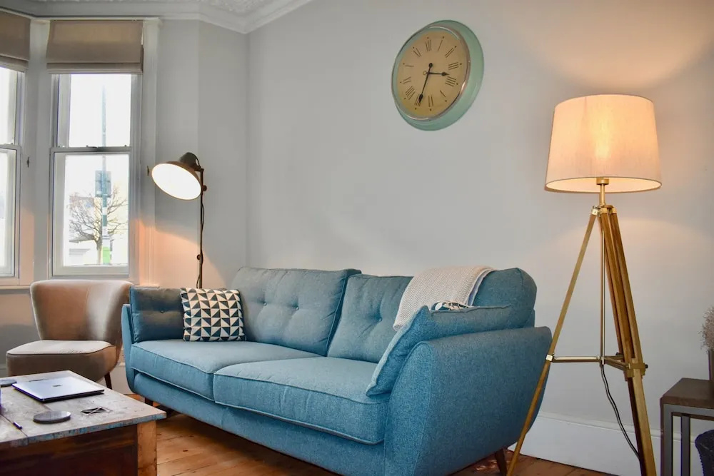 4 Bedroom Townhouse Near the Beach
