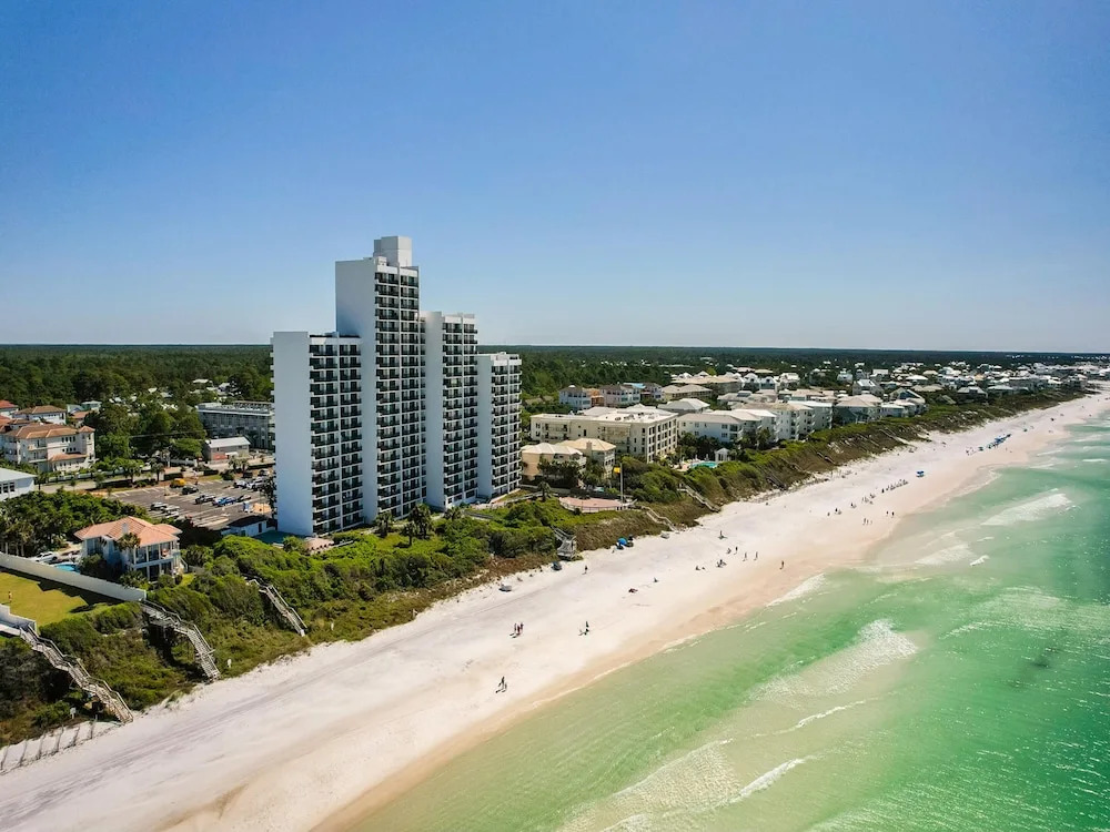 One Seagrove Place 0206