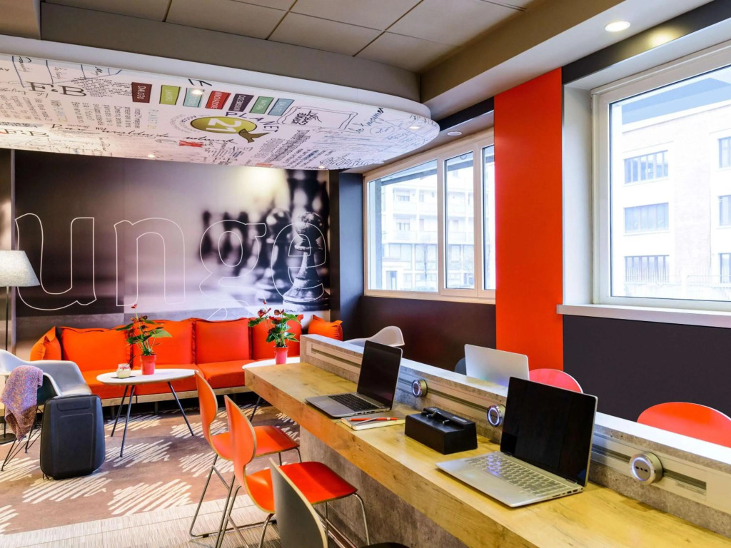 Отель ibis Milano Centro