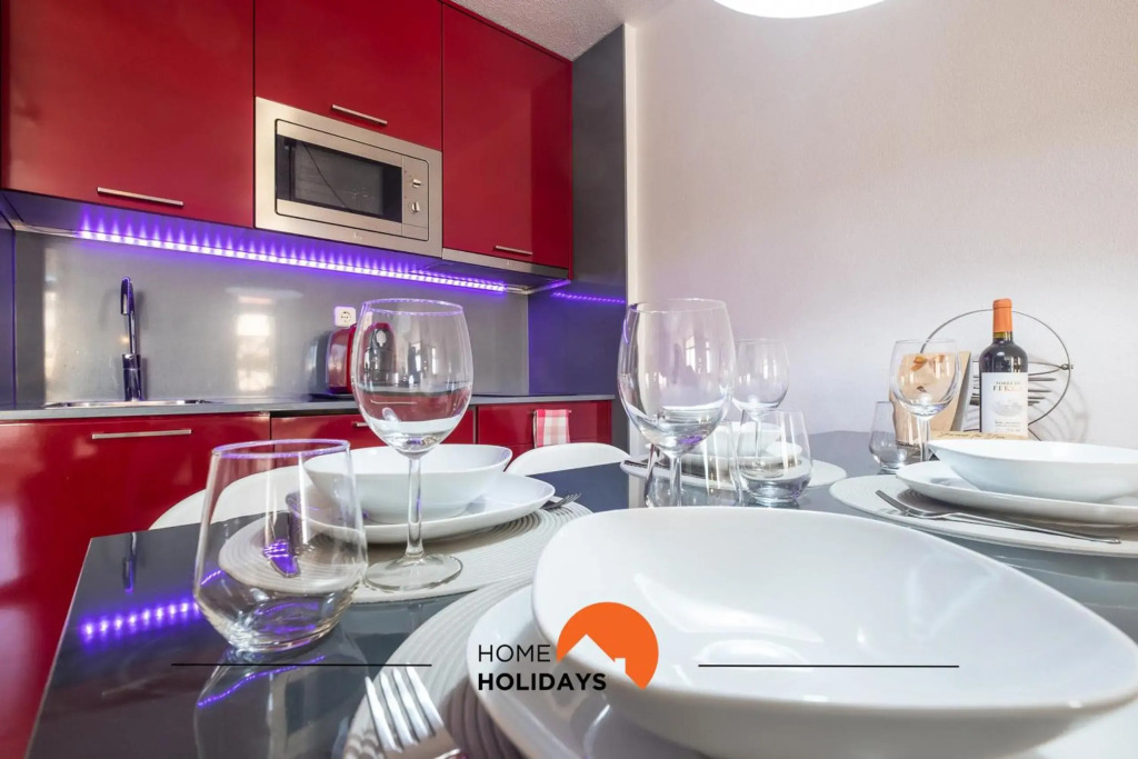 #070 Lovely Flat in the Heart of OldTown, Beach View