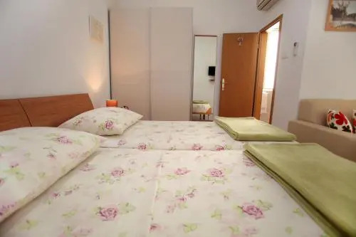 Rooms Mirjana