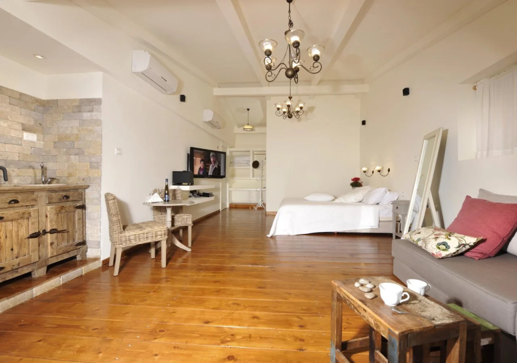 Bikta Belavan Lodge