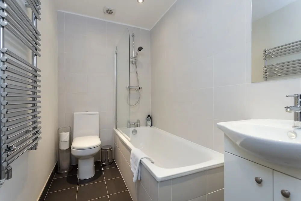 1 Bedroom Apartment in Maida Vale With Terrace