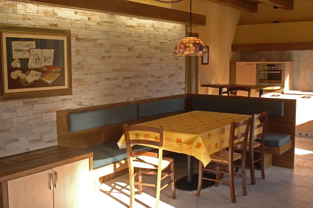 Chalet Garden