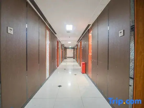 Junyi Hotel (Fuzhou Dongjiekou Metro Station, Sanfang Qixiang)