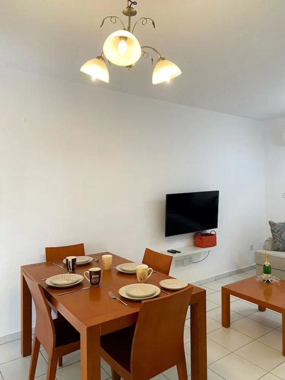 43 PAP - Stay Iris Apartment
