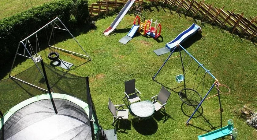 Ferienwohnung am Krausberghof mit Balkon und Parkplatz, 6 Fahrminuten zur Alpentherme Gastein und zur Schlossalmbahn