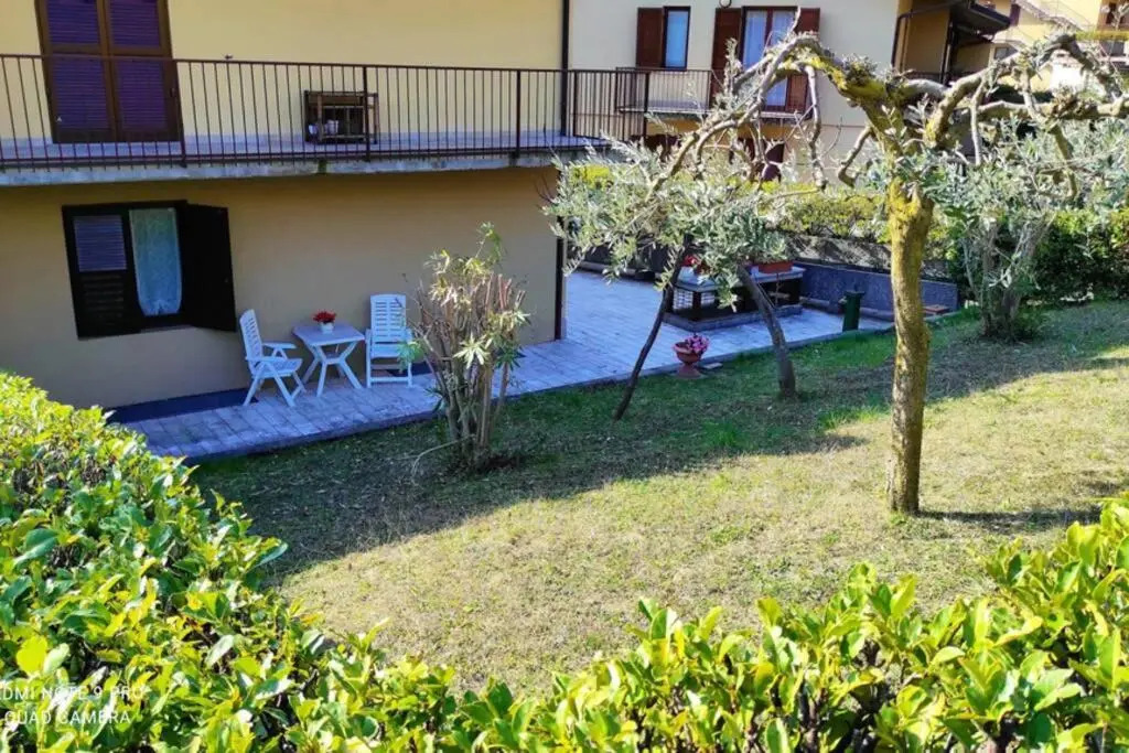 Feel at Home - LETIZIA LAKE HOUSE