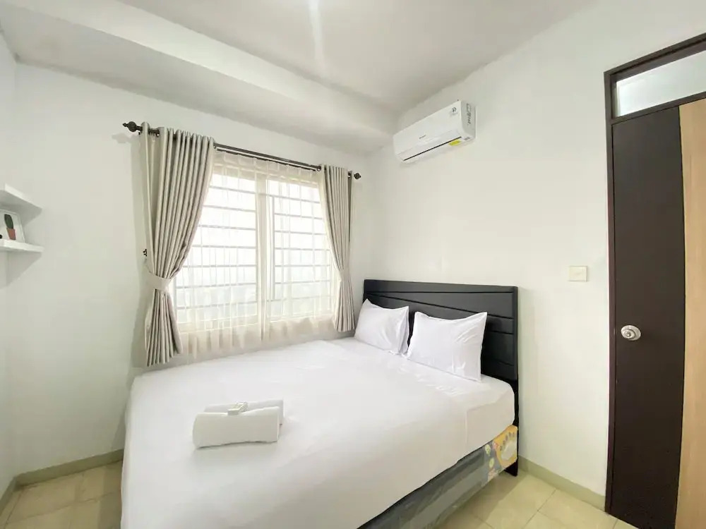 Homey 2Br Furnished Apartment At The Edge Bandung