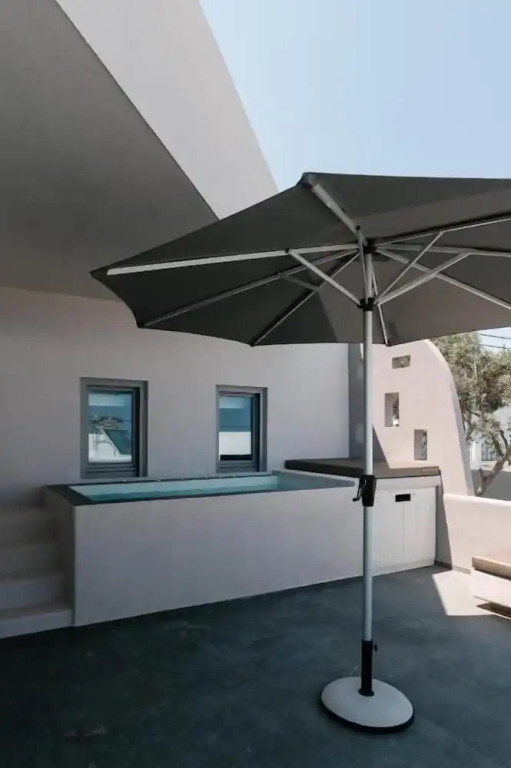 Elements Cozy Suites Pyrgos
