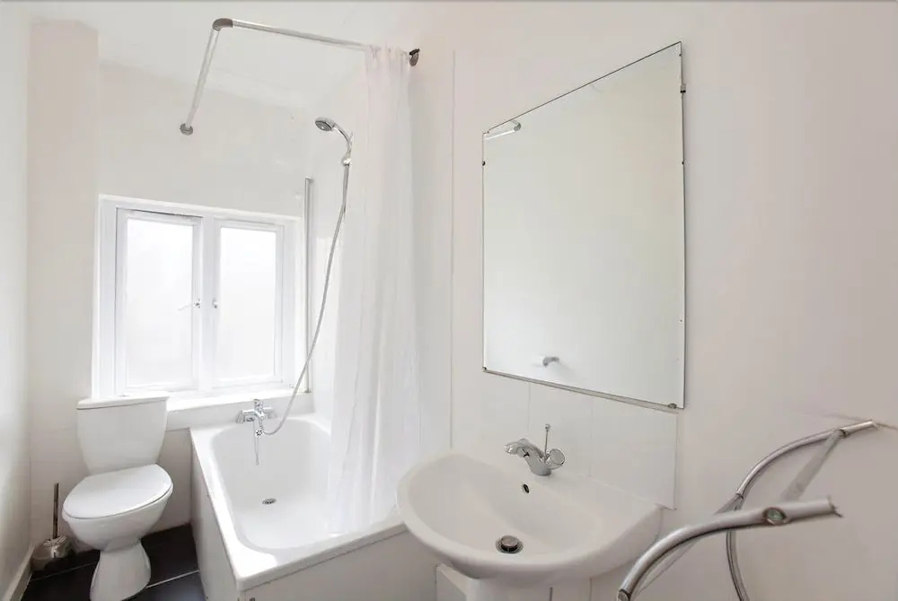 Trafalgar Square Apartments