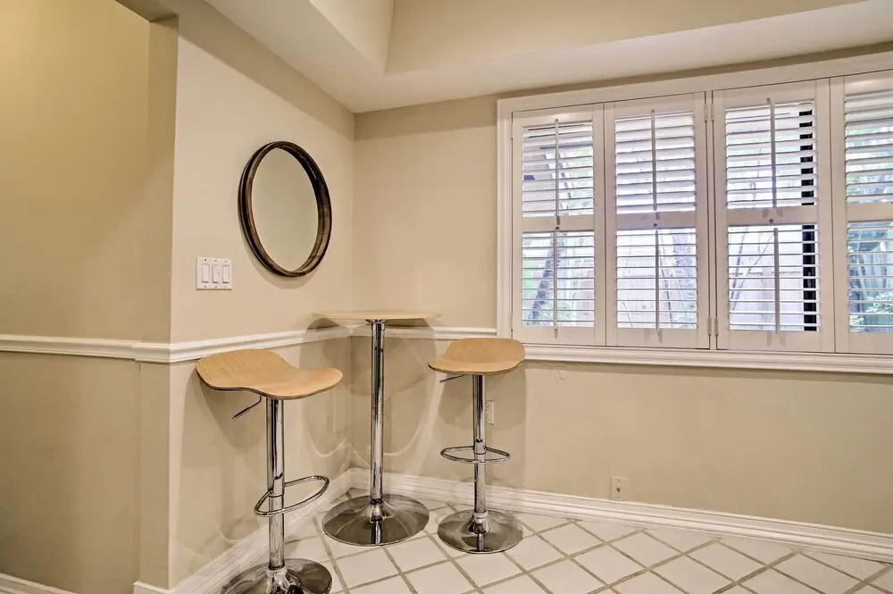 2 Mi to Beach: Updated & Private Oakland Park Gem!