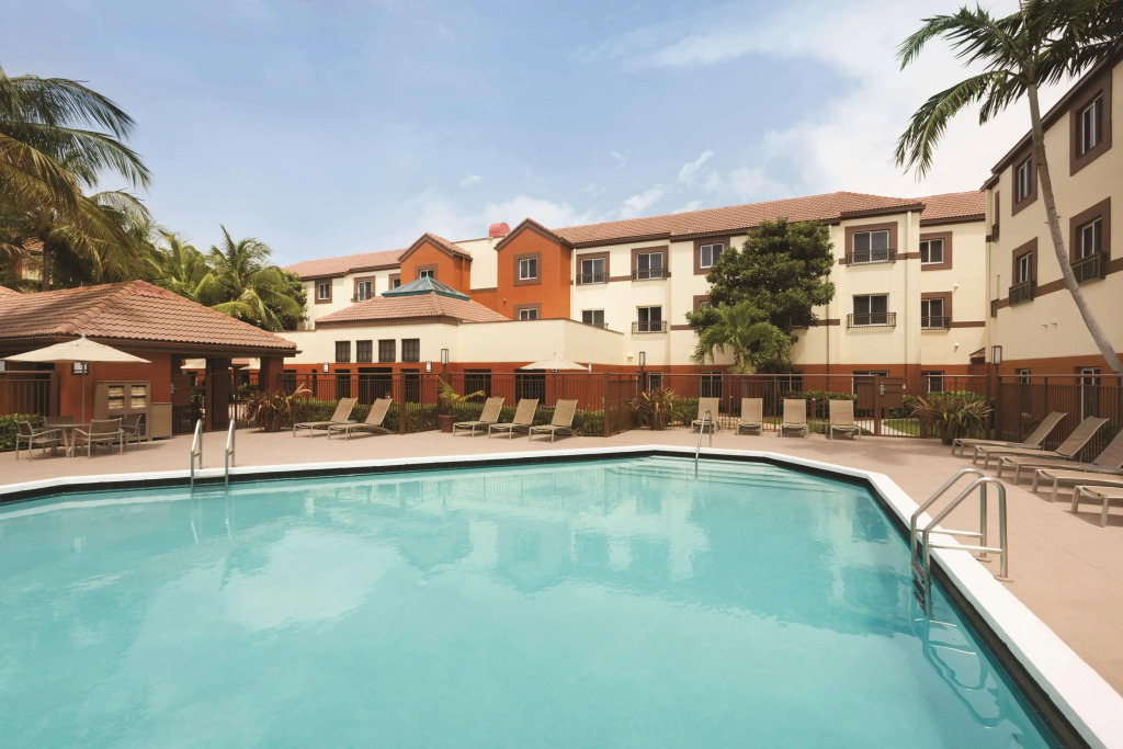 Hyatt House Miami Airport