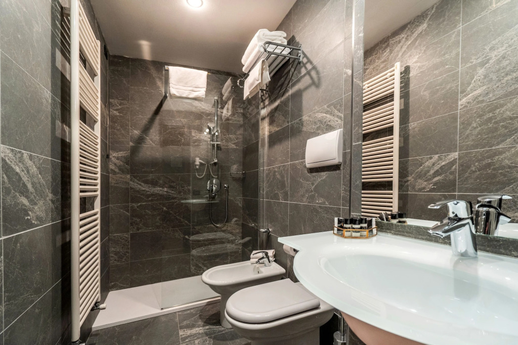 Smart Hotel Holiday