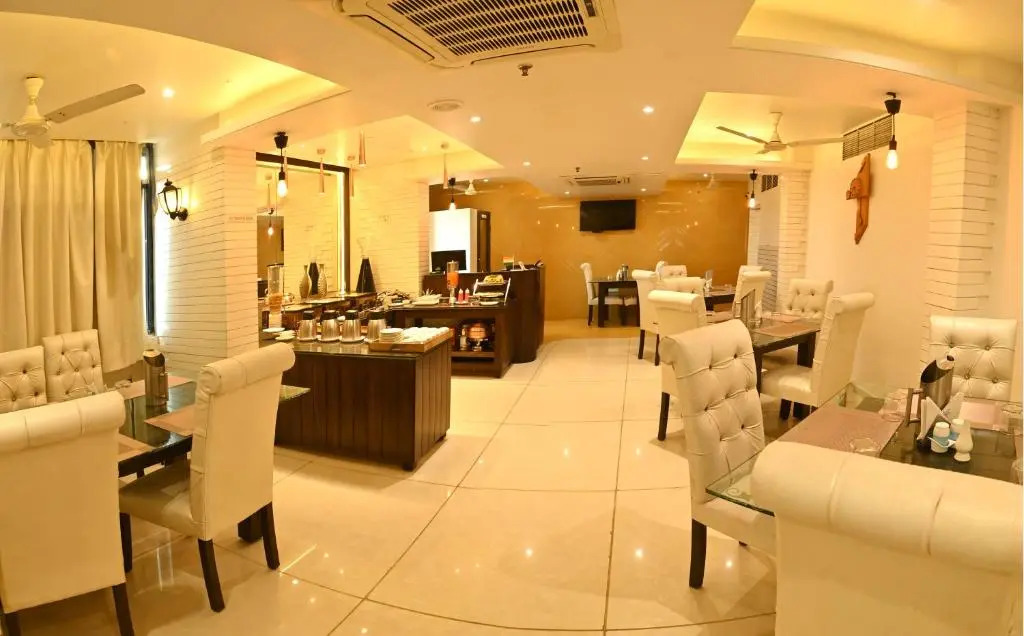Hotel Amrta
